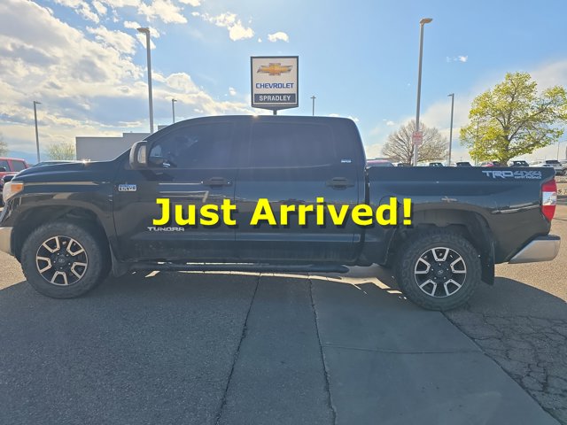 2017 Toyota Tundra 4WD SR5