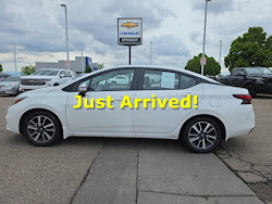 2021 Nissan Versa SV