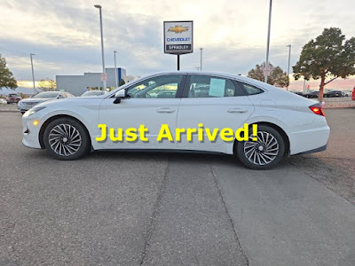 2022 Hyundai Sonata Hybrid