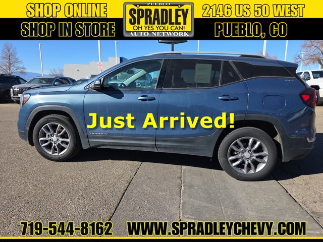 2024 GMC Terrain SLT