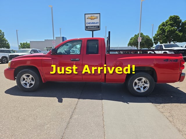2005 Dodge Dakota SLT