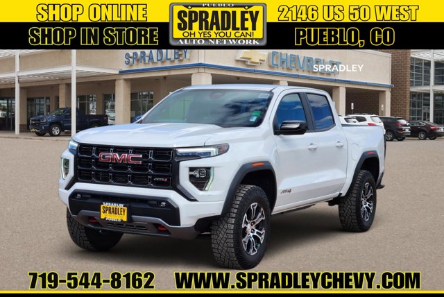 2023 GMC Canyon 4WD AT4