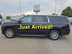 2024 Chevrolet Suburban LT