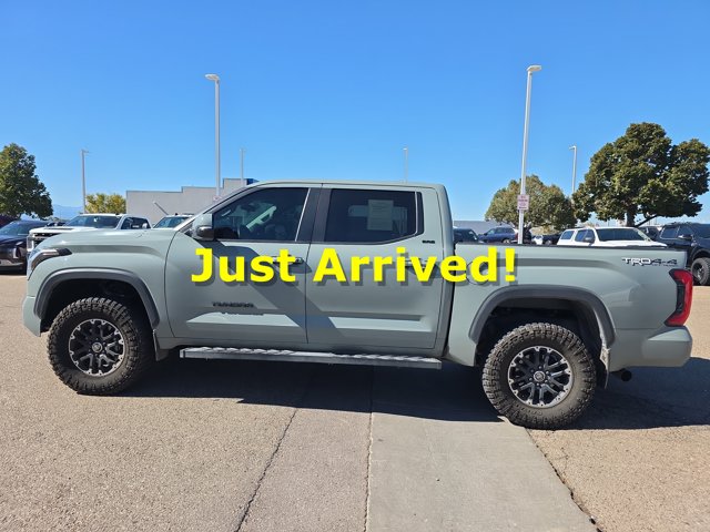 2024 Toyota Tundra 4WD SR5